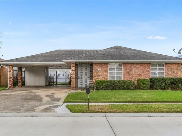7710 NEWCASTLE Street, New Orleans, LA 70126