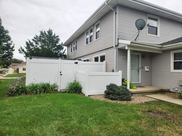 4918 Fostoria Drive, Waterloo, IA 50701