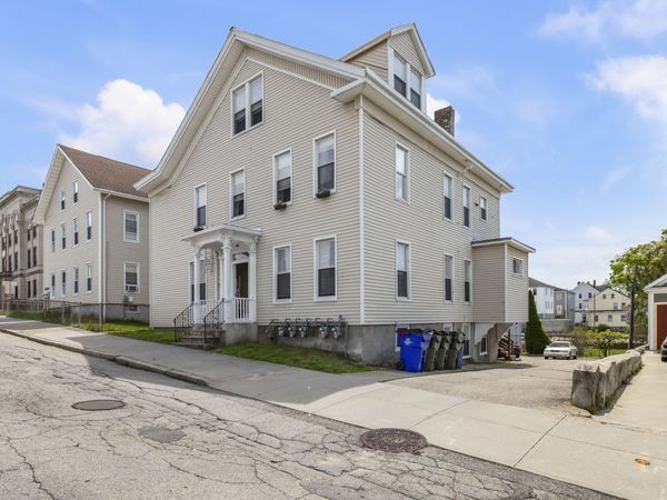 381 Pine St, Fall River, MA 02720