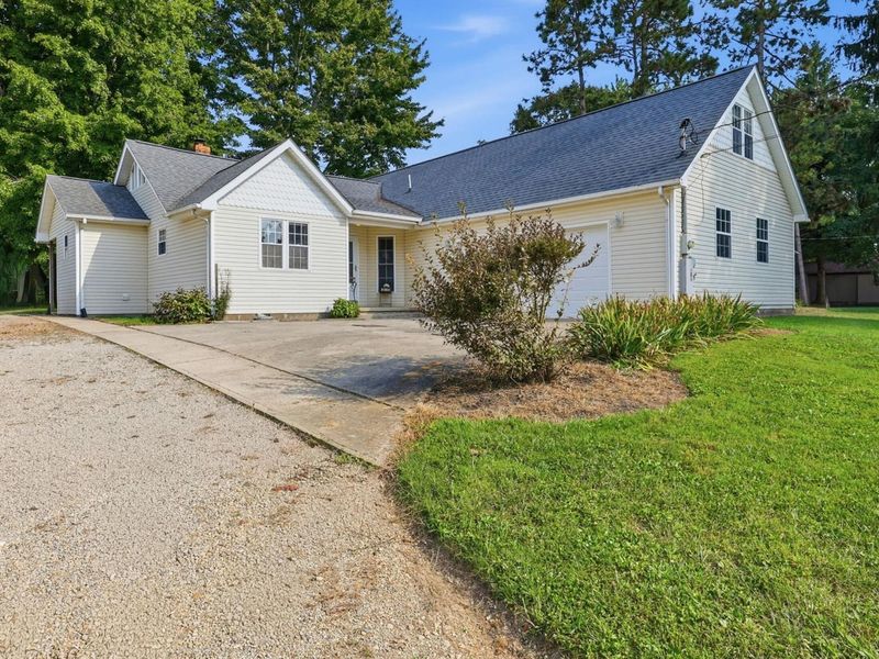 20372 Catherine Boulevard, Circleville, OH 43113 Photo 2