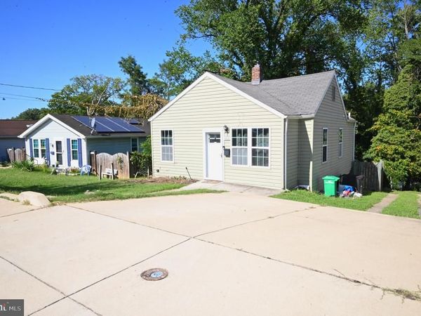 4800 DEANWOOD DRIVE, CAPITOL HEIGHTS, MD 20743
