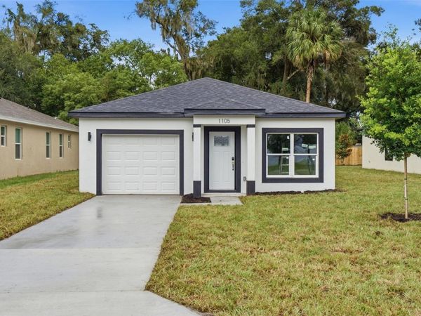 1105 S ADELLE AVENUE , DELAND, FL 32720
