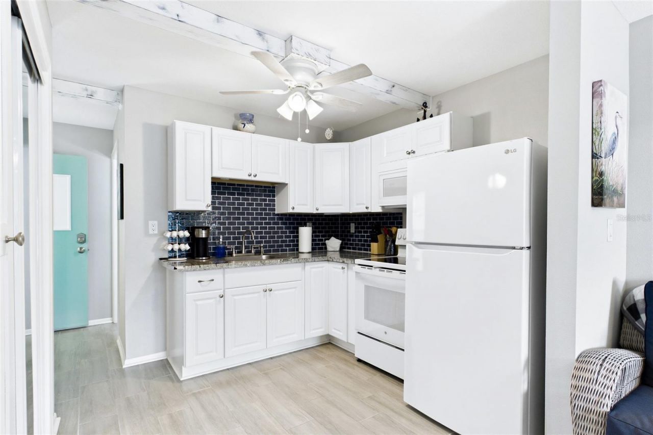 3226 Stringfellow Road , Saint James City, FL 33956 Photo
