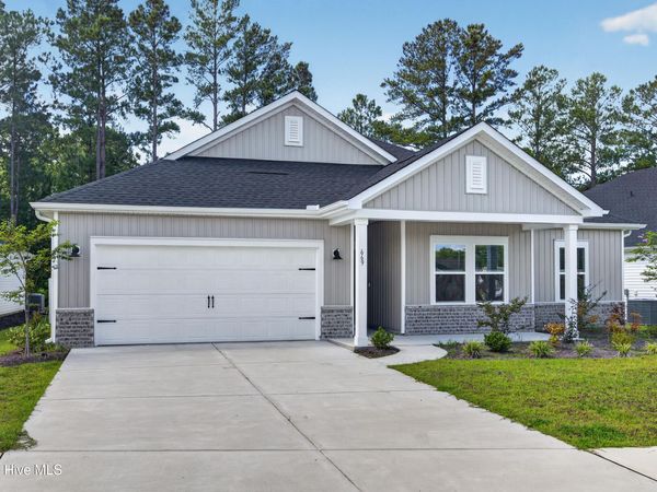 669 Blackthorne Circle NW, Calabash, NC 28467