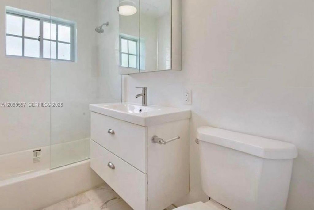 3808 Ponce De Leon Blvd, Unit A, Coral Gables, FL 33134 Photo