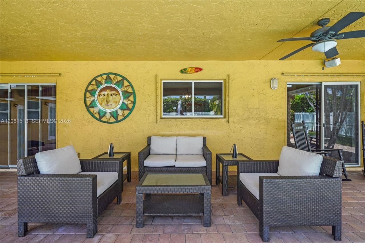 729 NW 161st Ave , Pembroke Pines, FL 33028 Photo