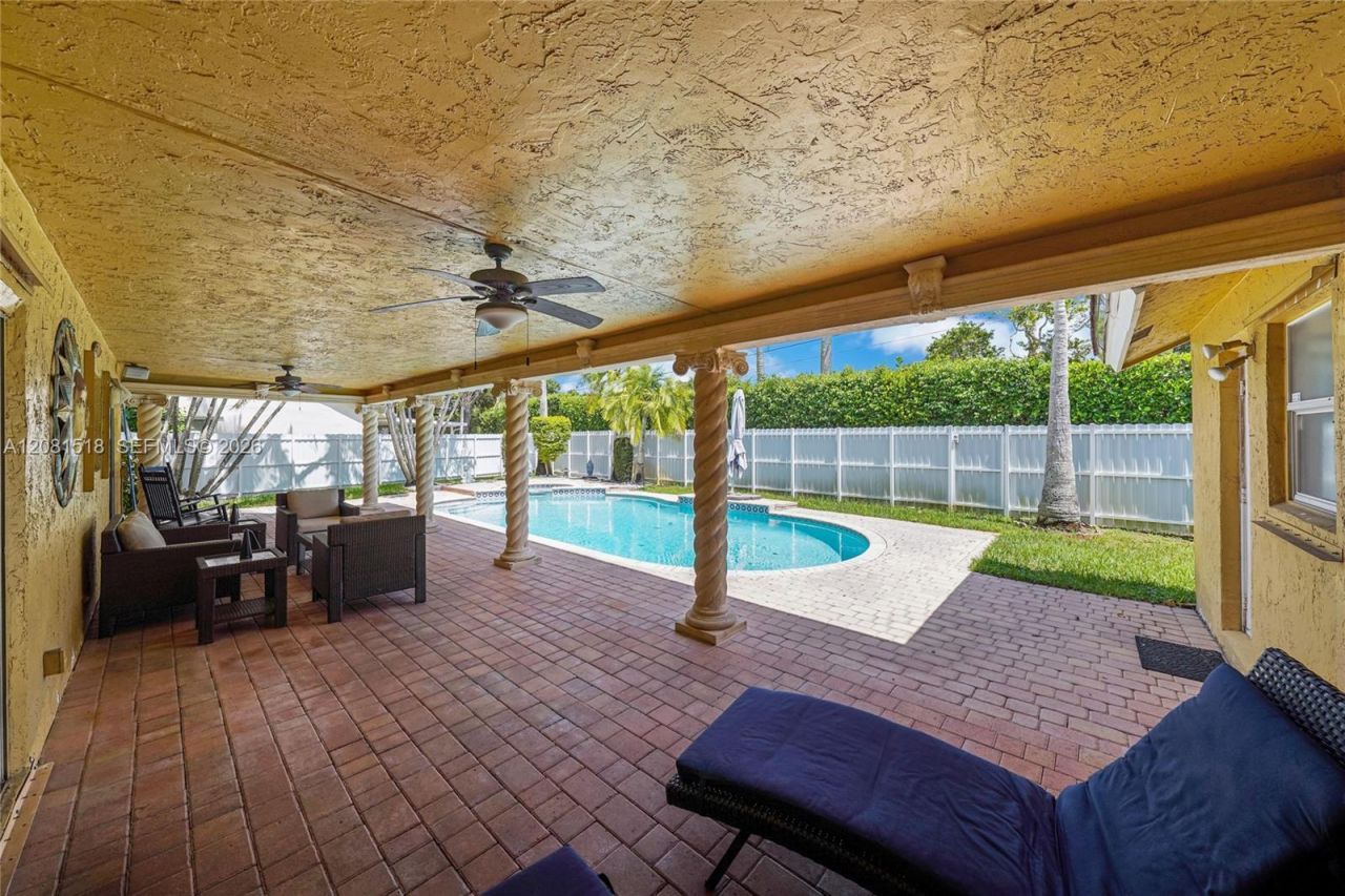 729 NW 161st Ave , Pembroke Pines, FL 33028 Photo
