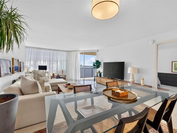 1865 Brickell Ave , Unit A1606, Miami, FL 33129