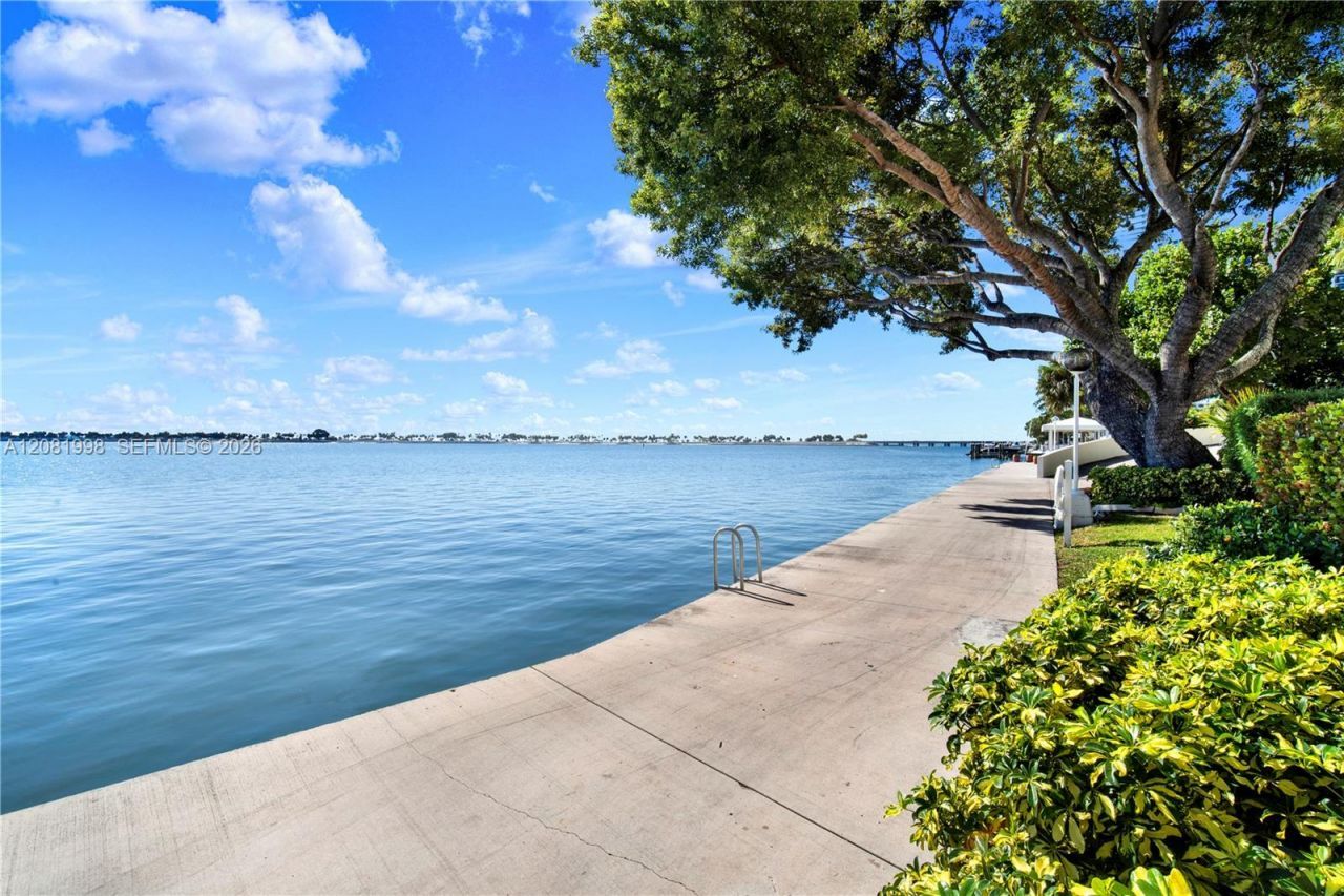 1865 Brickell Ave , Unit A1606, Miami, FL 33129 Photo