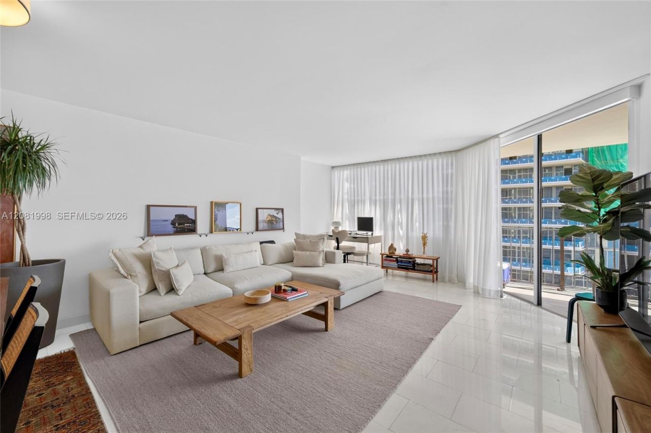 1865 Brickell Ave , Unit A1606, Miami, FL 33129 Photo