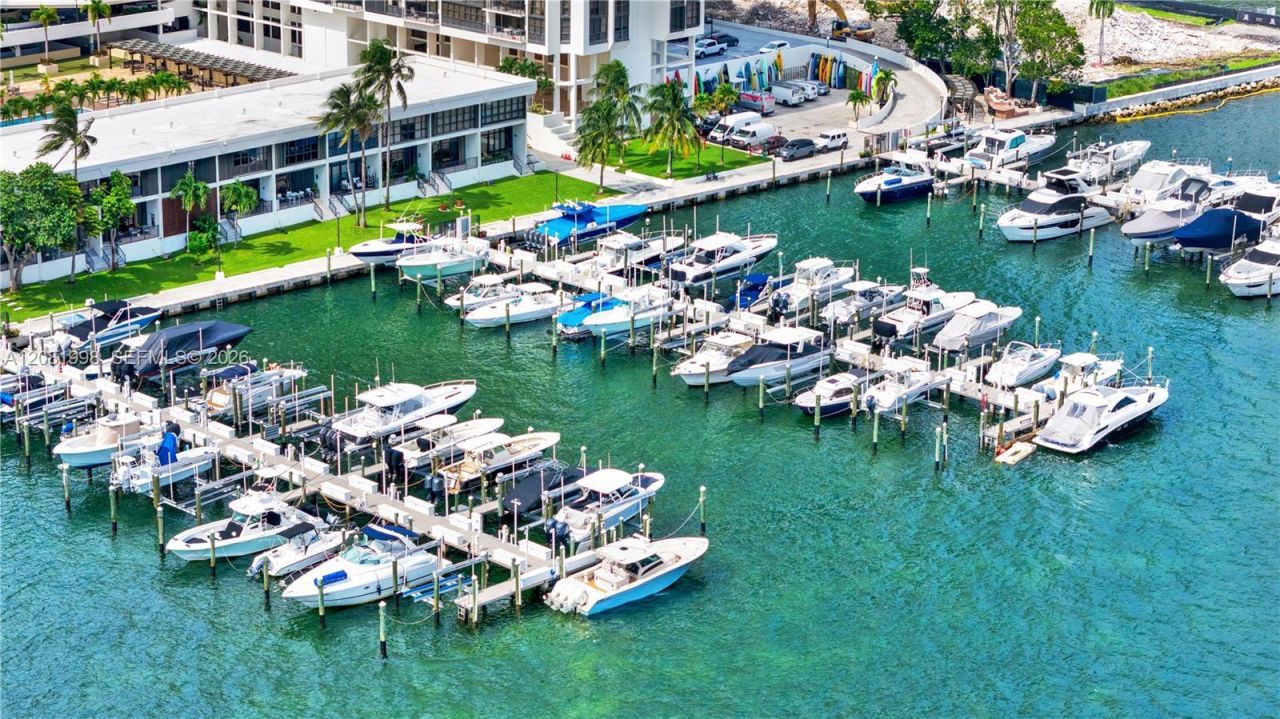 1865 Brickell Ave , Unit A1606, Miami, FL 33129 Photo