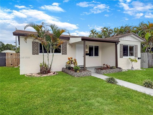 2728 Dewey St , Hollywood, FL 33020