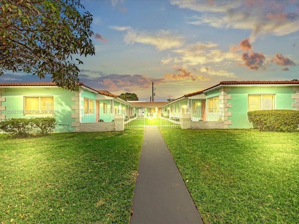 1839 Funston St , Unit 8, Hollywood, FL 33020