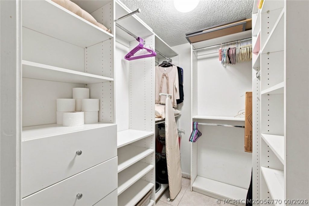 221 NE Plantation Road, Unit 207, Stuart, FL 34996 Photo
