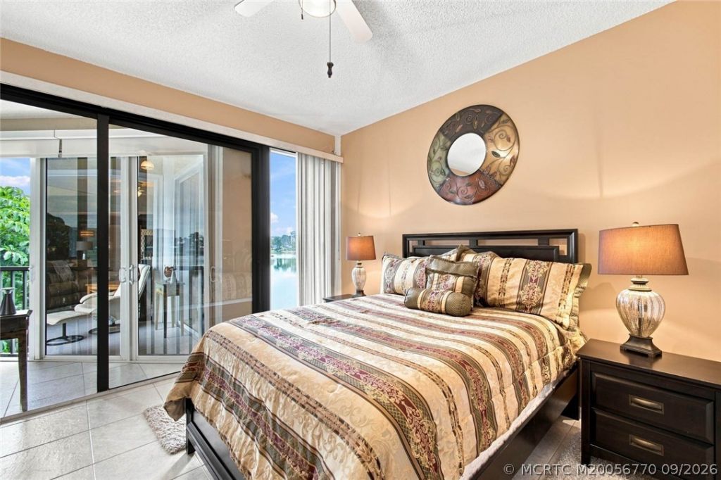 221 NE Plantation Road, Unit 207, Stuart, FL 34996 Photo
