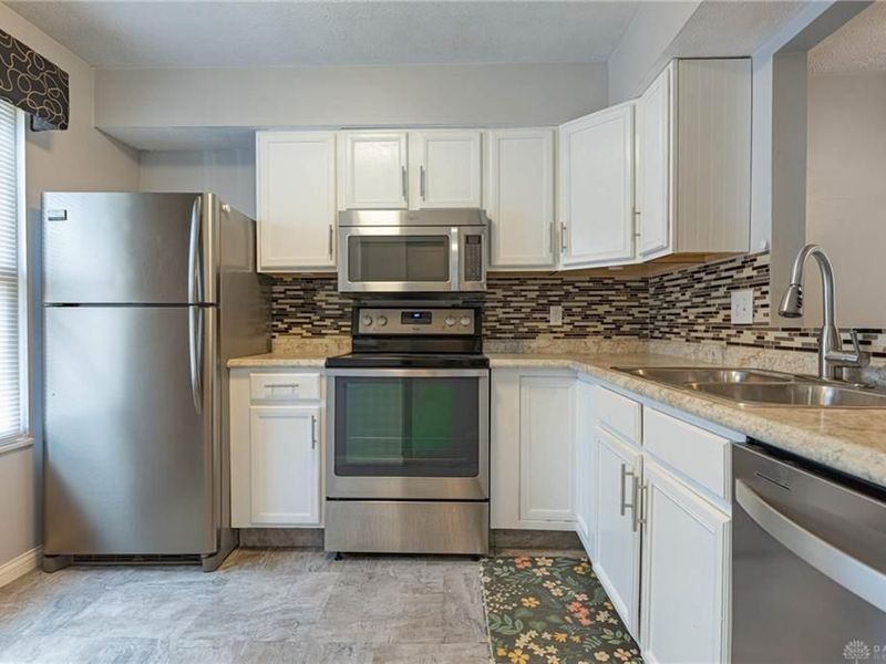 4525 Bonita Drive, Unit 18, Middletown, OH 45044 Photo 7