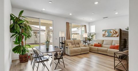 632 Kingstom St, El Dorado Hills, CA 95762 Photo