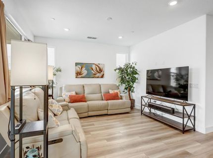 632 Kingstom St, El Dorado Hills, CA 95762 Photo