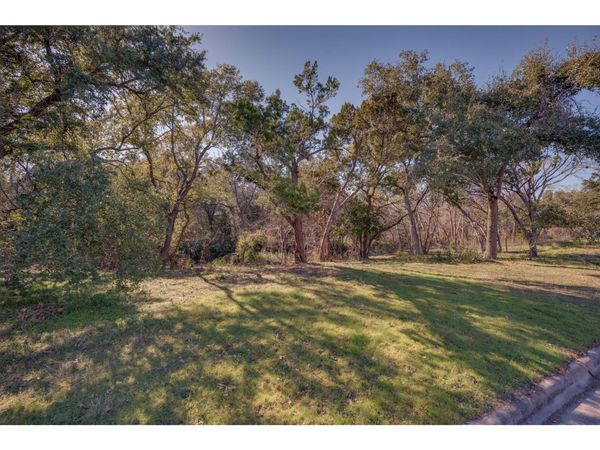 11622 February DR , Austin, TX 78753