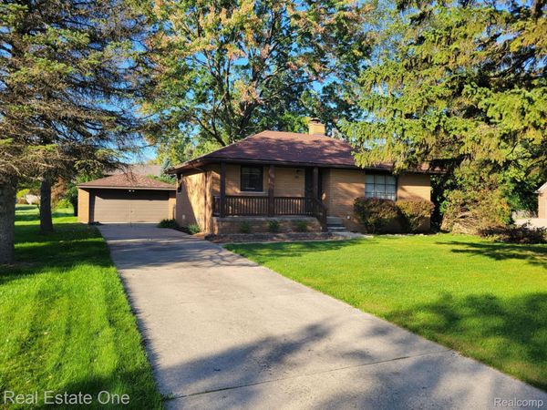 181 Crestfield Avenue , Troy, Mi 48085
