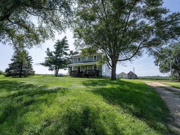 12714 N Pecatonica Road, LEAF RIVER, IL 61047