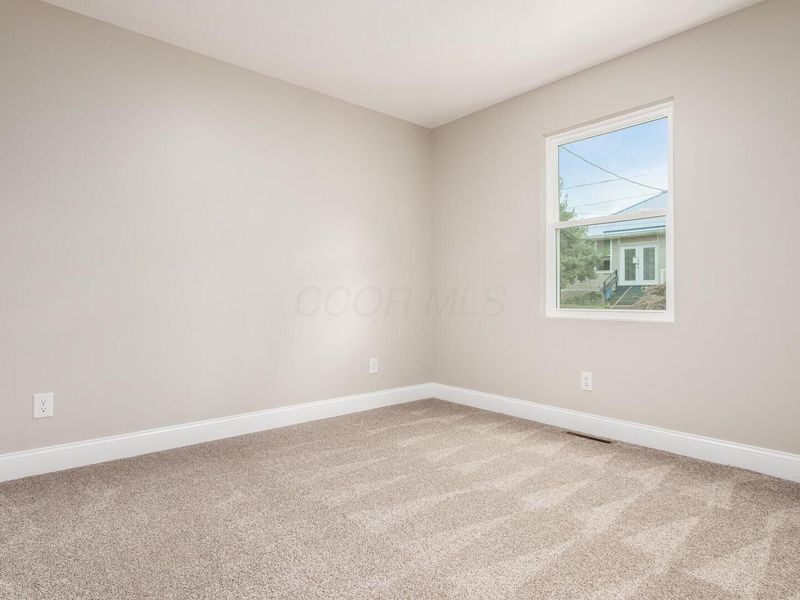 823 Race Street , Zanesville, OH 43701 Photo 23