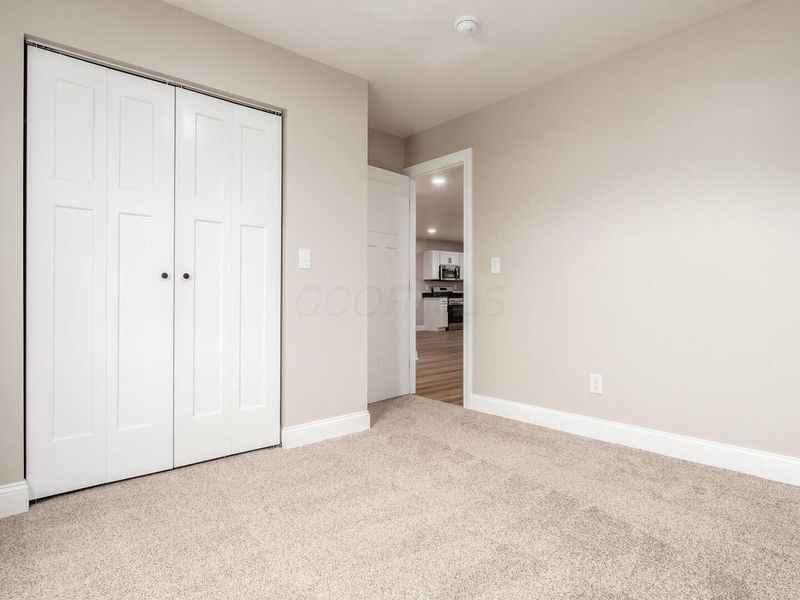 823 Race Street , Zanesville, OH 43701 Photo 24