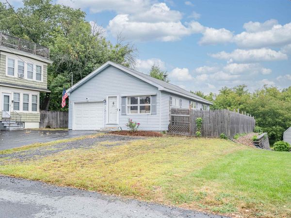 14 3/4 Verona Street, Nashua, NH 03063