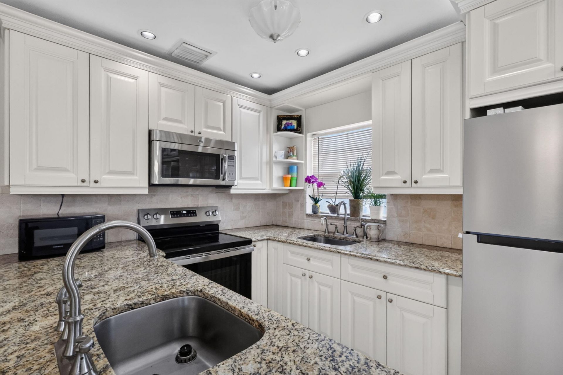 181 Coventry H, West Palm Beach, FL 33417 Photo