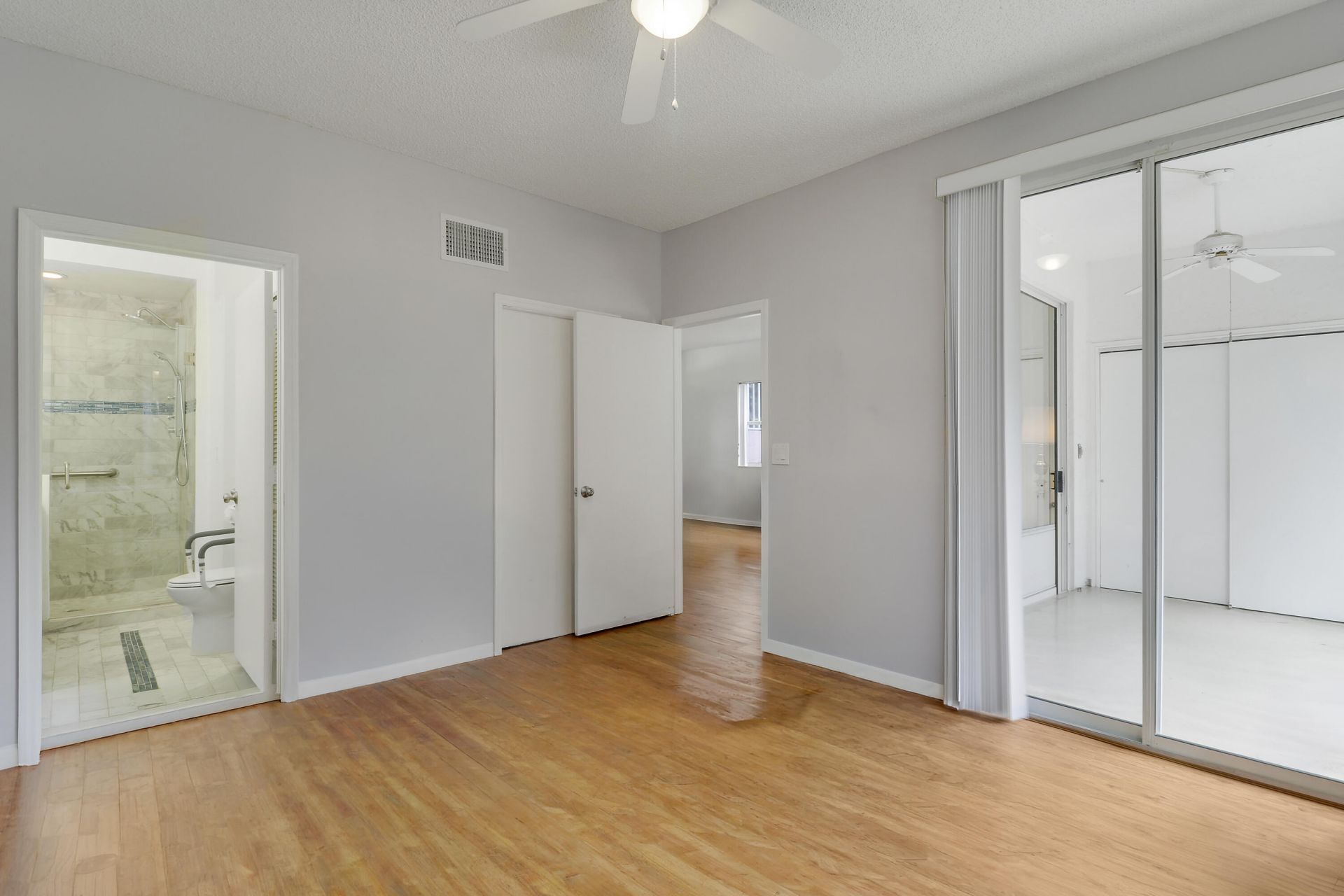 18081 SE Country Club Drive, Unit 37-361, Tequesta, FL 33469 Photo