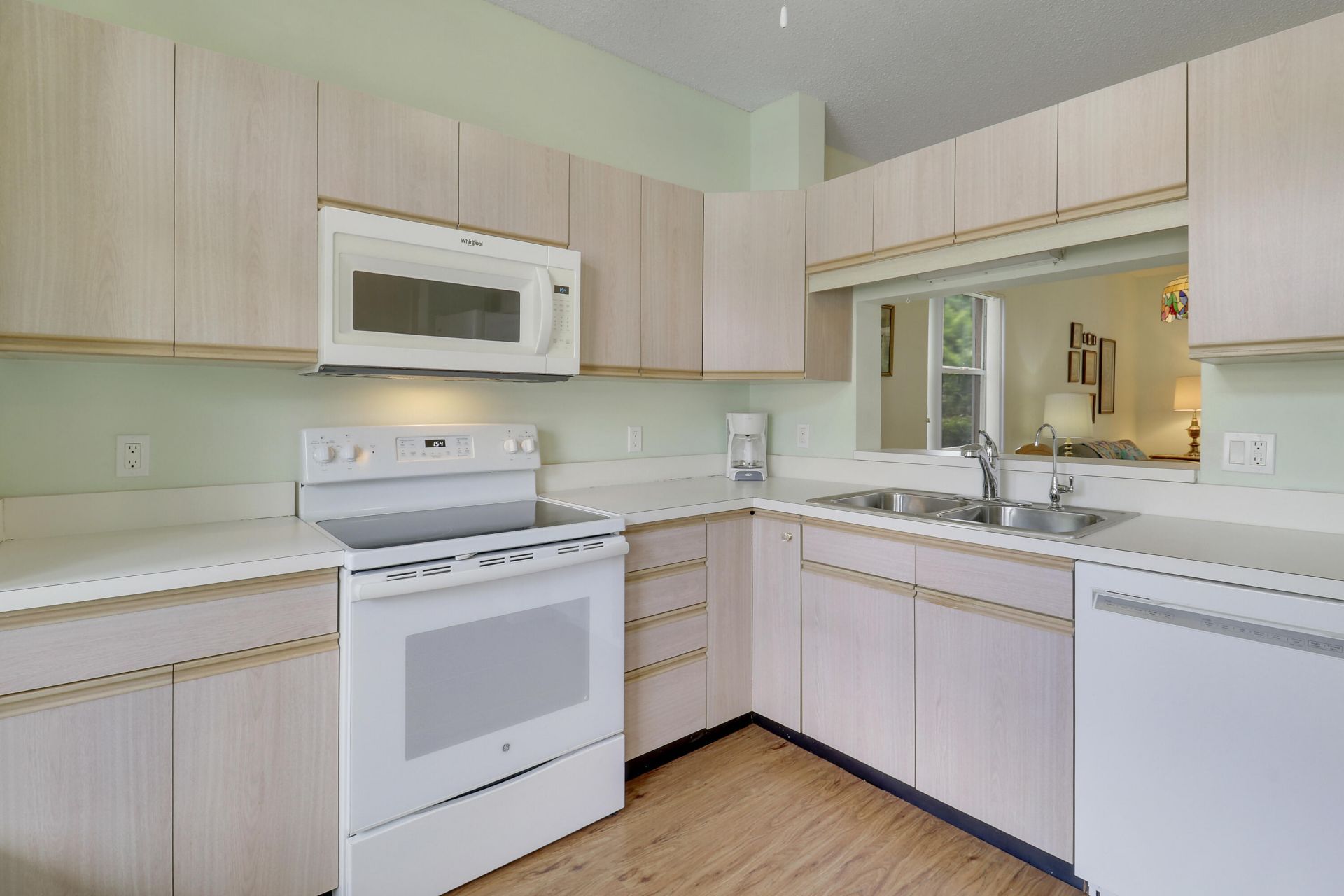 18081 SE Country Club Drive, Unit 37-361, Tequesta, FL 33469 Photo