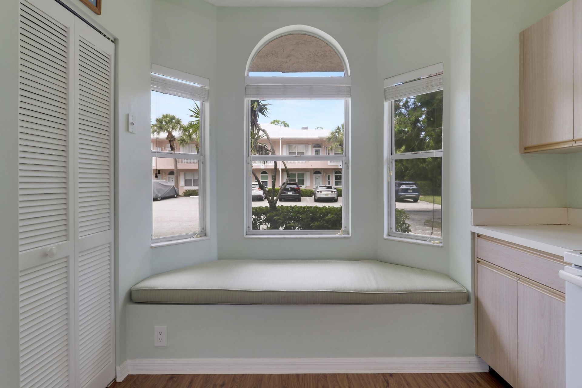 18081 SE Country Club Drive, Unit 37-361, Tequesta, FL 33469 Photo
