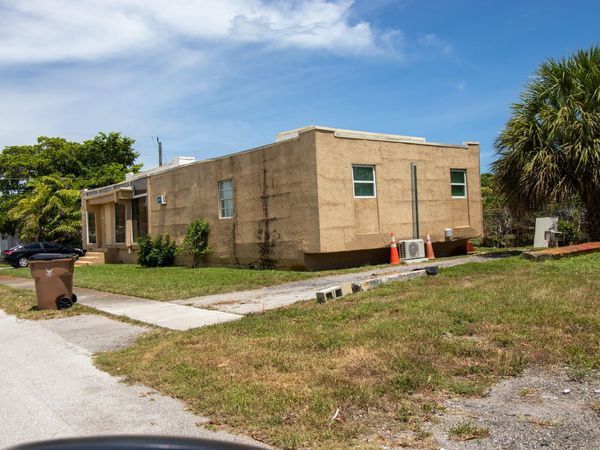 248 SW 7TH Court, Deerfield Beach, FL 33441