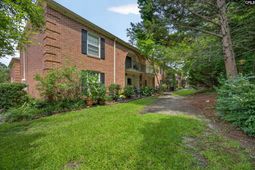 5516 Lakeshore Drive  photo 4