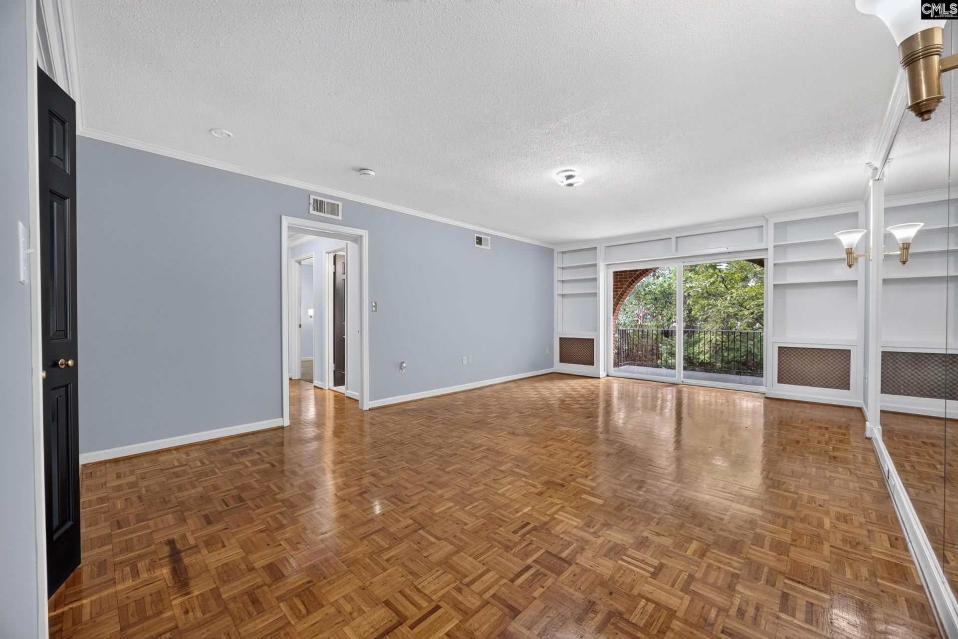 5516 Lakeshore Drive  Photo 7