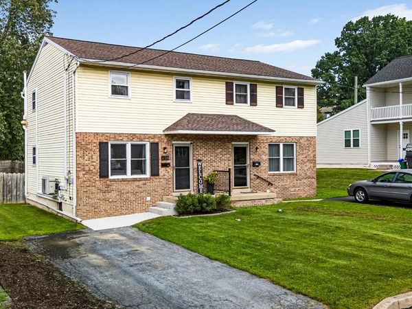 236 N MARKET AVENUE, MOUNT JOY, PA 17552