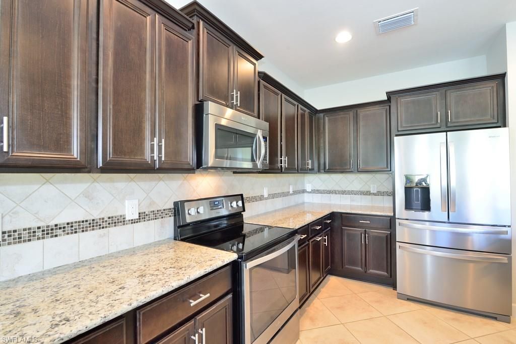10271 Glastonbury Cir , Unit 102, Fort Myers, FL 33913 Photo