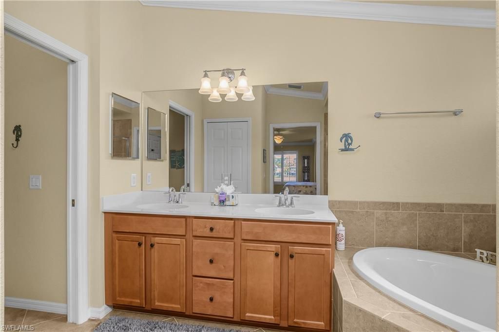 9517 Avellino Way , Unit 2221, Naples, FL 34113 Photo