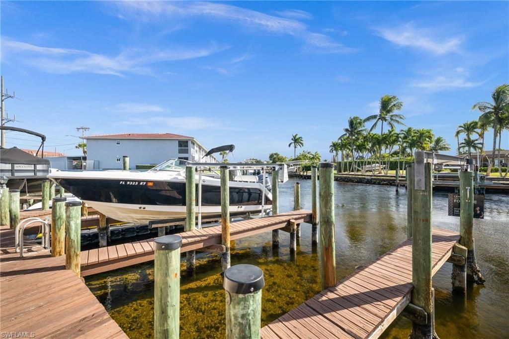 4803 SW Santa Barbara Ct , Unit 8, Cape Coral, FL 33914 Photo
