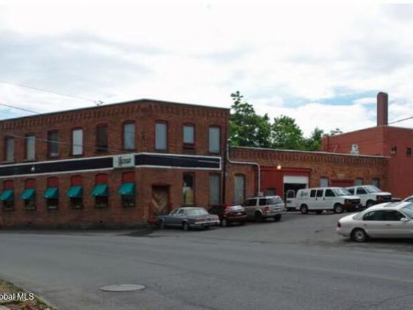 520 Congress Street, Troy, NY 12180