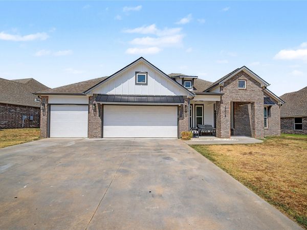 13009 E 119th Place N, Collinsville, OK 74021