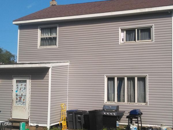 665 Pine Creek Drive, Barnesville, PA 18214