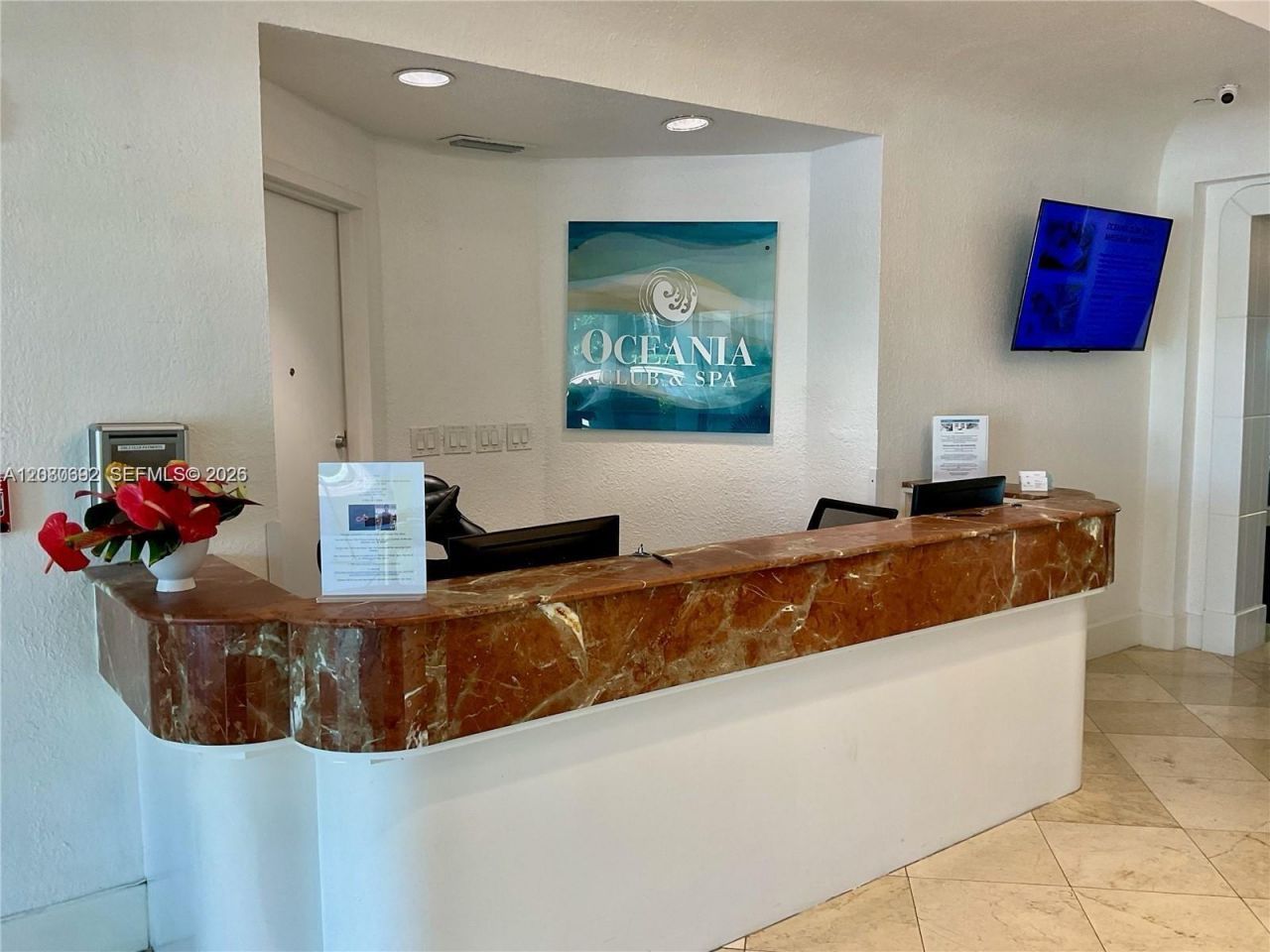 16445 Collins Ave , Unit 825, Sunny Isles Beach, FL 33160 Photo