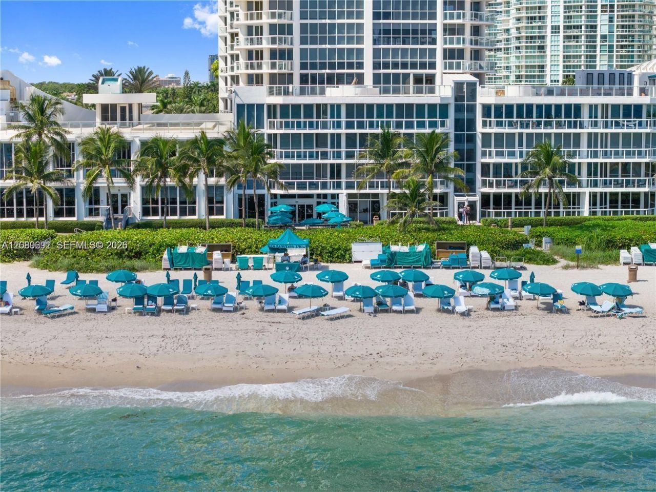 16445 Collins Ave , Unit 825, Sunny Isles Beach, FL 33160 Photo