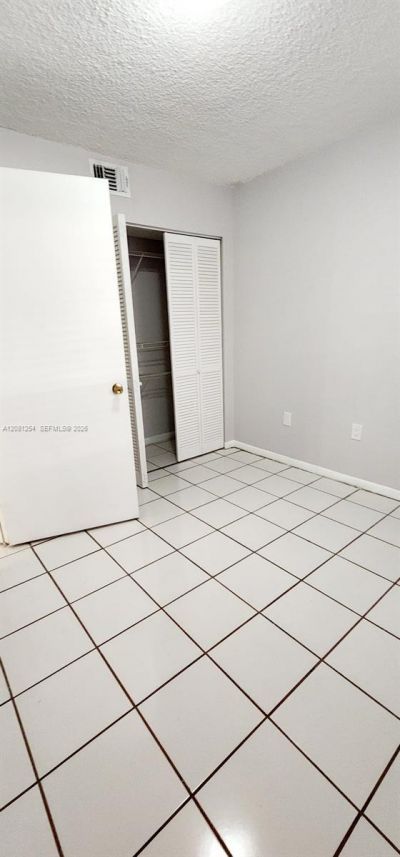 5500 W 21st Ct , Unit 204, Hialeah, FL 33016 Photo