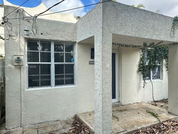 2228 SW 58th Ct , Miami, FL 33155