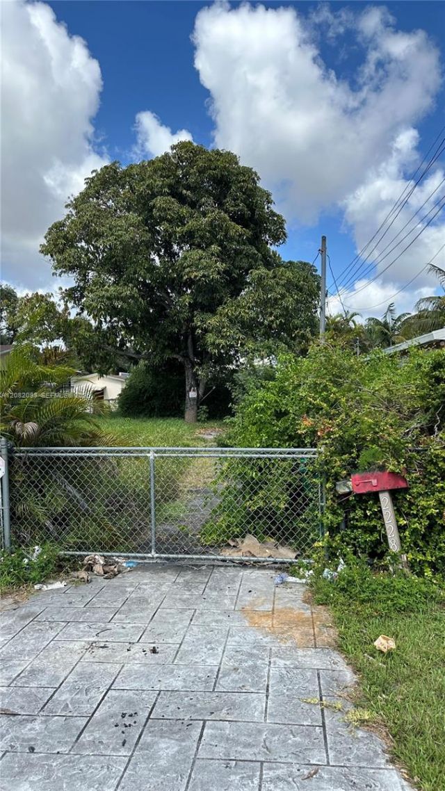 2228 SW 58th Ct , Miami, FL 33155 Photo
