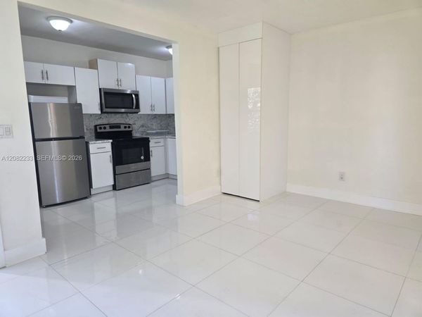 1945 NE 171st St, Unit 3, North Miami Beach, FL 33162