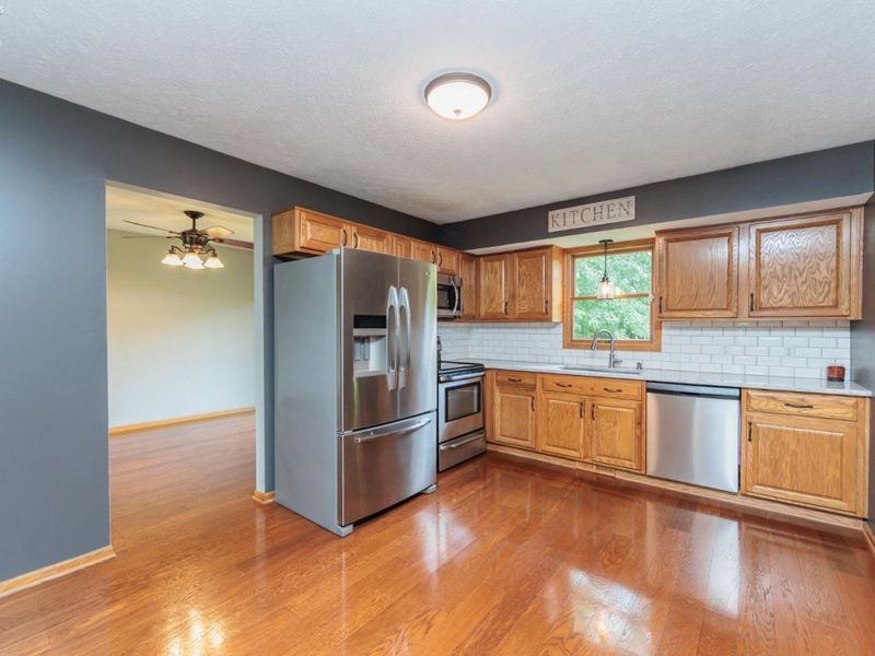 246 Portage Path, Willard, OH 44890 Photo 12