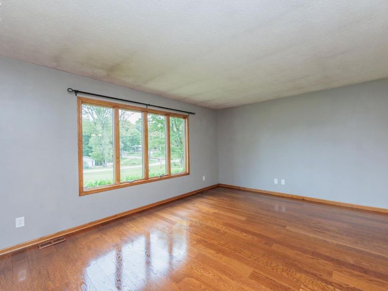 246 Portage Path, Willard, OH 44890 Photo 4